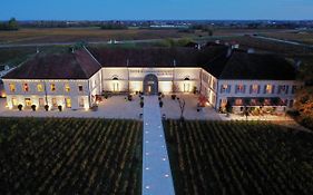Chateau Chassagne Montrachet Hotel